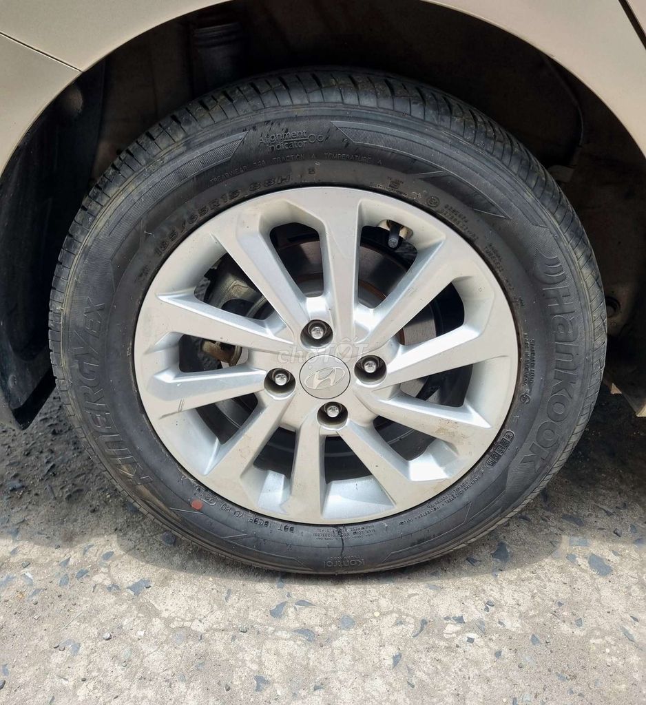 Huyndai Accent 2019 1.4AT 1 chủ đi 47000km rất cọp. Mua bán Ô tô tại Quận Bình Thạnh Tp Hồ Chí Minh được đăng bởi vũ hùng  hình 17