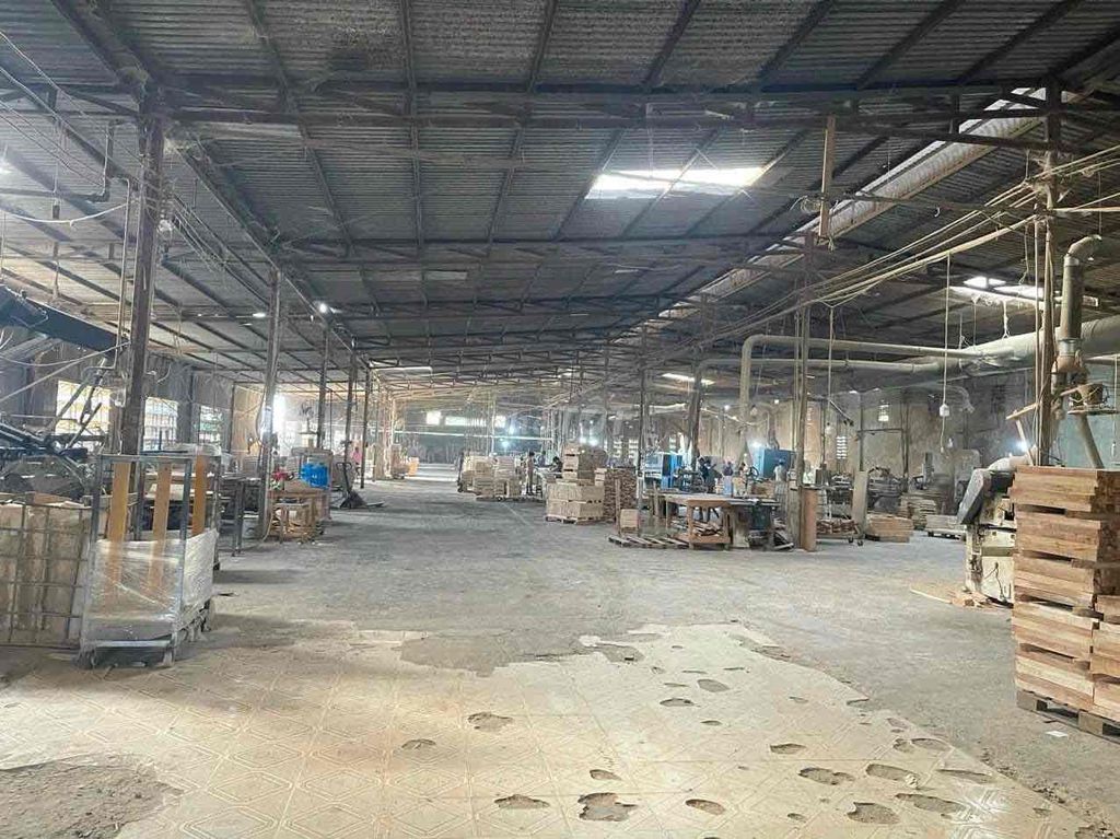 Bán Xưởng 5000m2 điện 300kwa SKC Phước Tân,Biên Hòa.