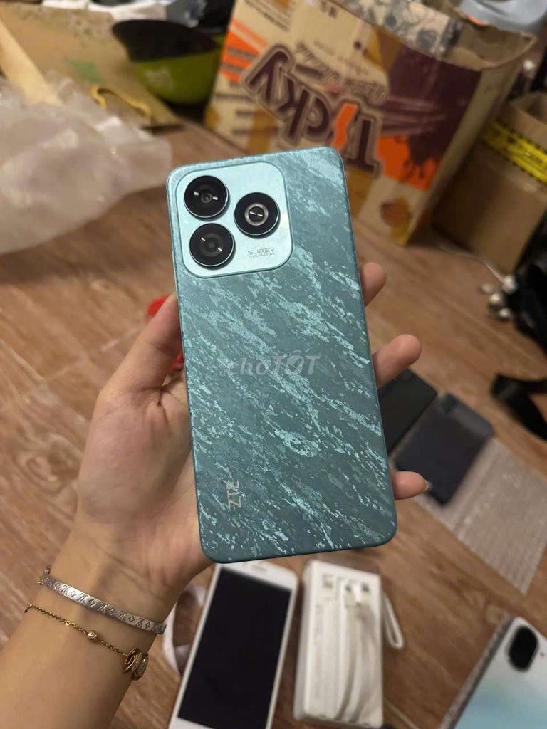 ZTE a75, 128g, pin 5000, zin full. Mua bán Điện thoại tại Thành phố Thủ Dầu Một Bình Dương được đăng bởi Phước Mobile hình 1
