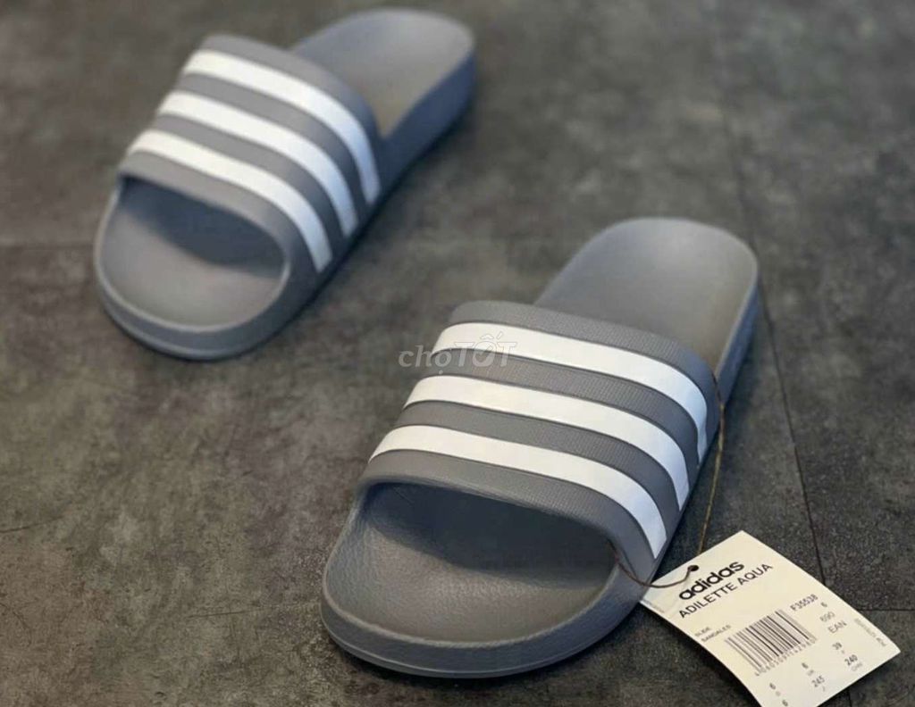 Dép Adidas Adilette Aqua Đen. Mua bán Giày dép tại Quận Gò Vấp Tp Hồ Chí Minh được đăng bởi Anh Ba  Hàng hiệu tuyển Chuyên bán Online uy tín hình 1
