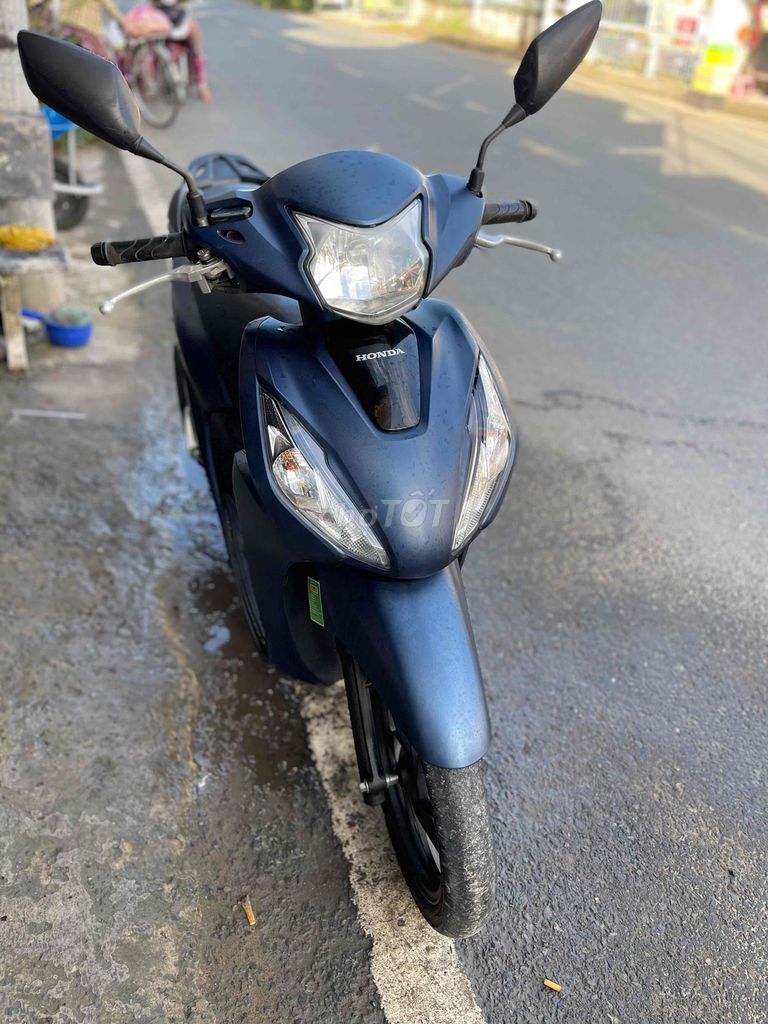 Honda Vision 2021 smk biển 95 ngây chủ máy zin êm. Mua bán Xe máy tại Quận Cái Răng Cần Thơ được đăng bởi Cầm Đồ Minh Tấn hình 4
