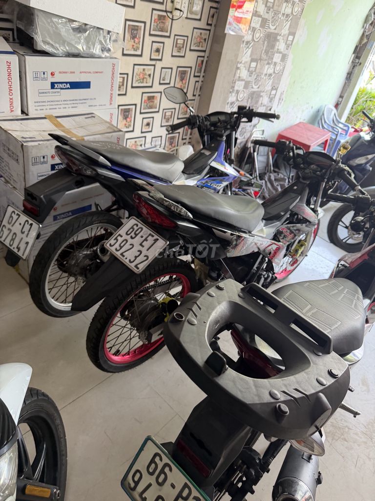 Suzuki satria và Raider tất cả Fi. 9chu.ký nhanh. Mua bán Xe máy tại Thành phố Thủ Đức Tp Hồ Chí Minh được đăng bởi Lê Toàn hình 4