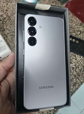 Samsung s25 12G+256G chính hãng việt nam. Mua bán Điện thoại tại Thành phố Đồng Xoài Bình Phước được đăng bởi Cầm Đồ Thanh Lý