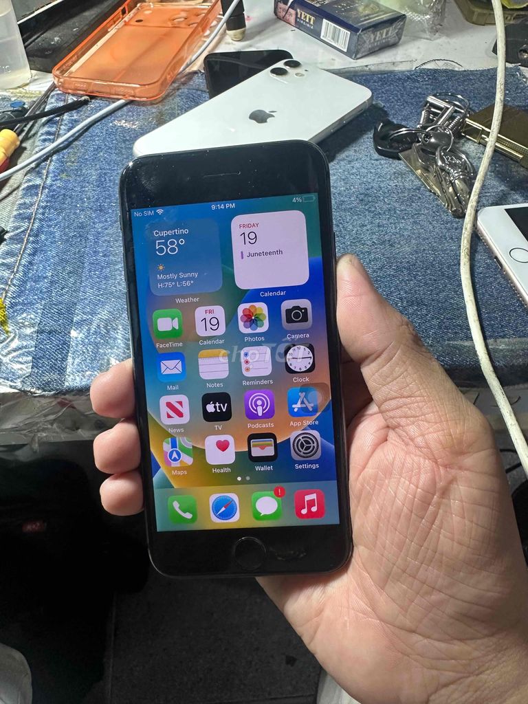 Apple iPhone 64GB Đen Đã sử dụng. Mua bán Điện thoại tại Quận Bình Tân Tp Hồ Chí Minh được đăng bởi Tăng Thế Trí hình 1