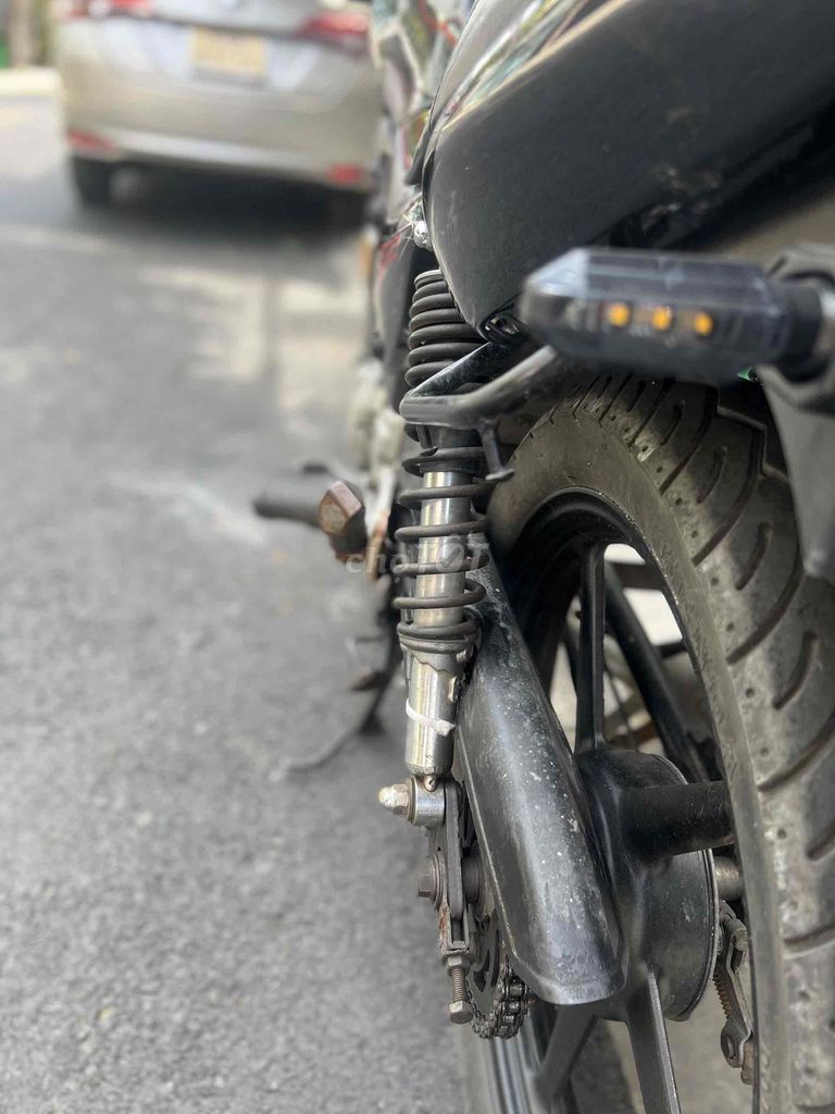 yamaha YB125cc côn tay. Mua bán Xe máy tại Quận 7 Tp Hồ Chí Minh được đăng bởi dong hình 3