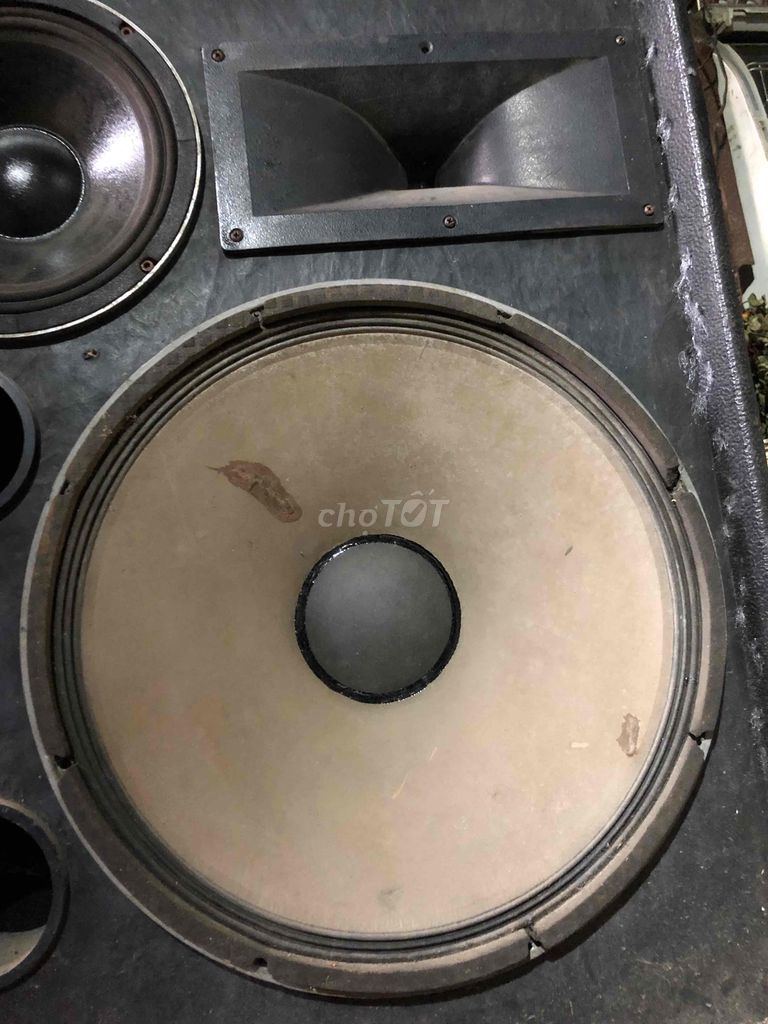 loa Jbl 838 bát 50 ngon rin đẹp. Mua bán Tivi, Âm thanh tại Quận Hà Đông Hà Nội được đăng bởi kiêm giá rẻ hình 2
