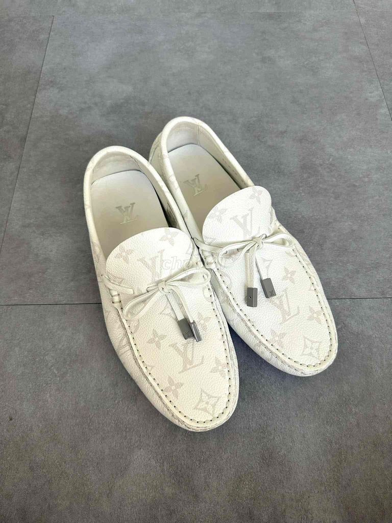 Giày lười Louis Vuitton Nam Da Trắng Size 5.5. Mua bán Giày dép tại Thành phố Thủ Đức Tp Hồ Chí Minh được đăng bởi Bạch Văn Nhất hình 1