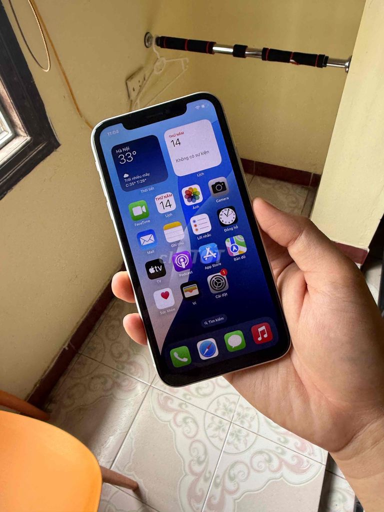 Apple iPhone XR Lock Trắng 64Gb. Mua bán Điện thoại tại Quận Bắc Từ Liêm Hà Nội được đăng bởi Đoàn Trọng Nghĩa hình 1
