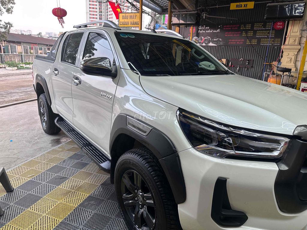 Toyota Hilux 2021 2.4E 4x2 AT - 80000 km