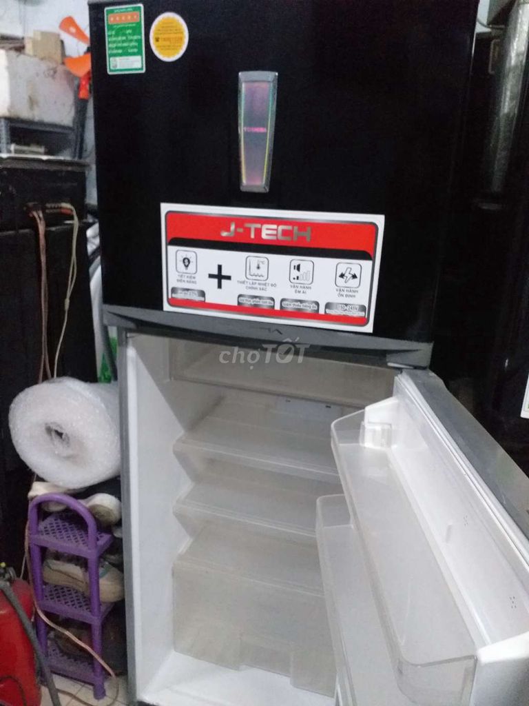 Tủ lạnh và máy giăt Toshiba 9kg inverter