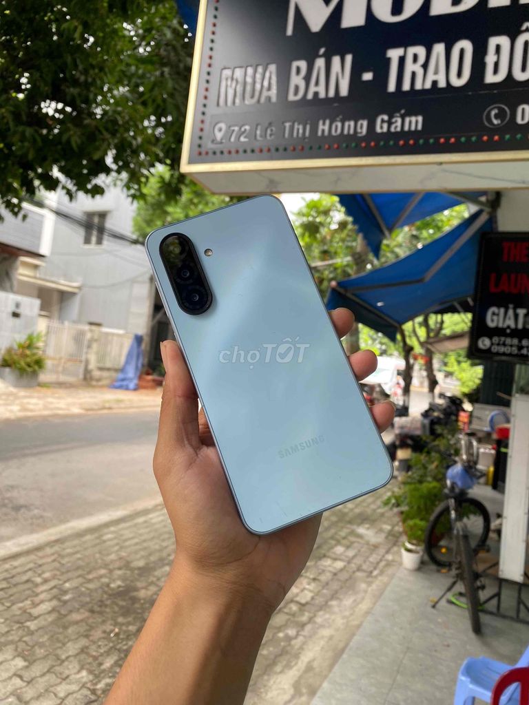 Samsung A17 128GB Xanh nhạt. Mua bán Điện thoại tại Quận Hải Châu Đà Nẵng được đăng bởi Nghĩa ST hình 1