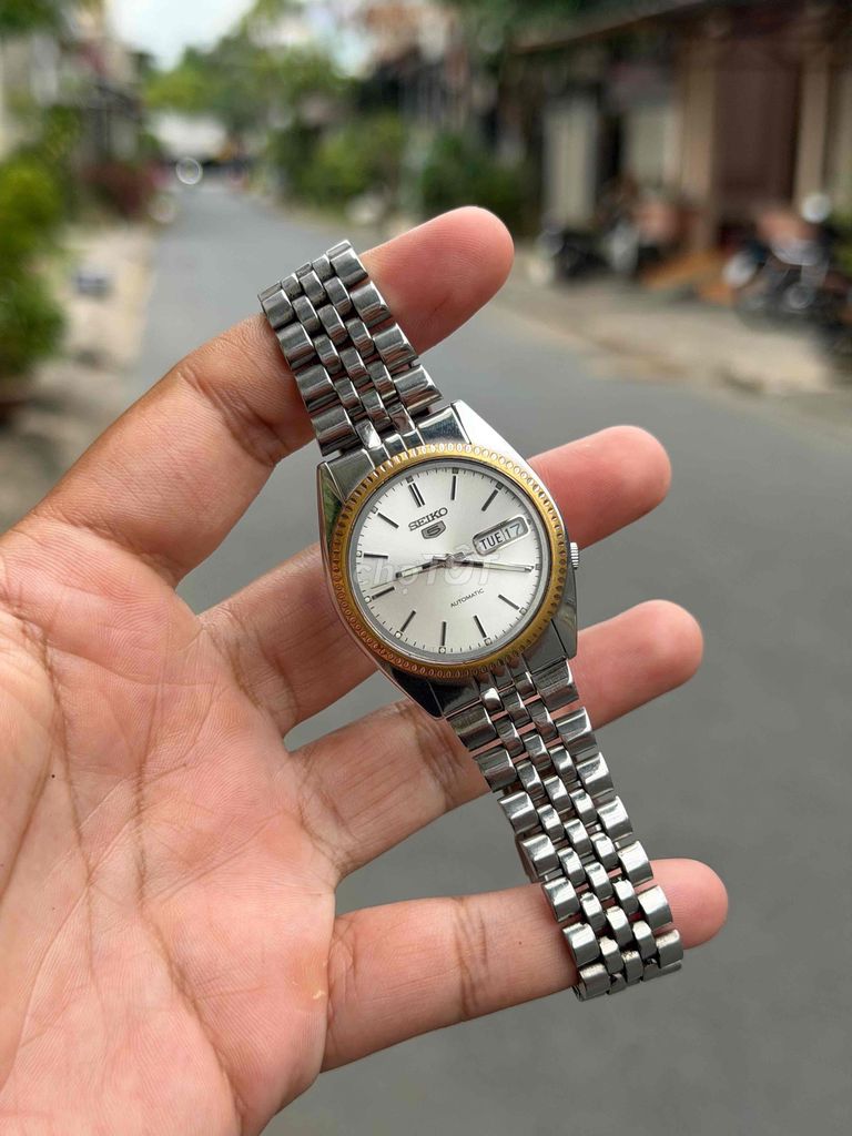 Đồng hồ đeo tay Seiko 5 niềng khía Nam. Mua bán Đồng hồ tại Huyện Trà Cú Trà Vinh được đăng bởi Khoa Trầm hình 1
