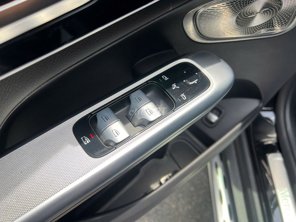 GLC 300 2023 SIÊU LƯỚT 5,100KM. Mua bán Ô tô tại Thành phố Thủ Đức Tp Hồ Chí Minh được đăng bởi Thái Phạm hình 6