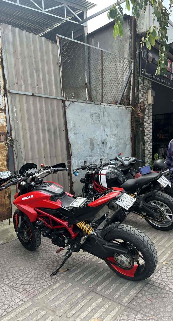 Ducati Hypermotard 821 Đỏ. Mua bán Xe máy tại Quận Bình Tân Tp Hồ Chí Minh được đăng bởi Minh Chánh hình 7