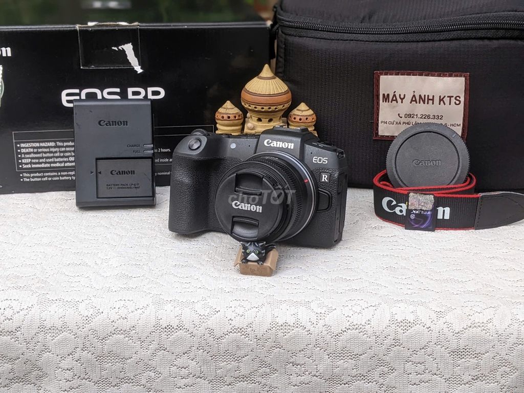 [Máy ảnh KTS] Canon EOS RP Đen kèm lens 18-45MM. Mua bán Máy ảnh, Máy quay tại Quận 6 Tp Hồ Chí Minh được đăng bởi may anh KTS hình 1