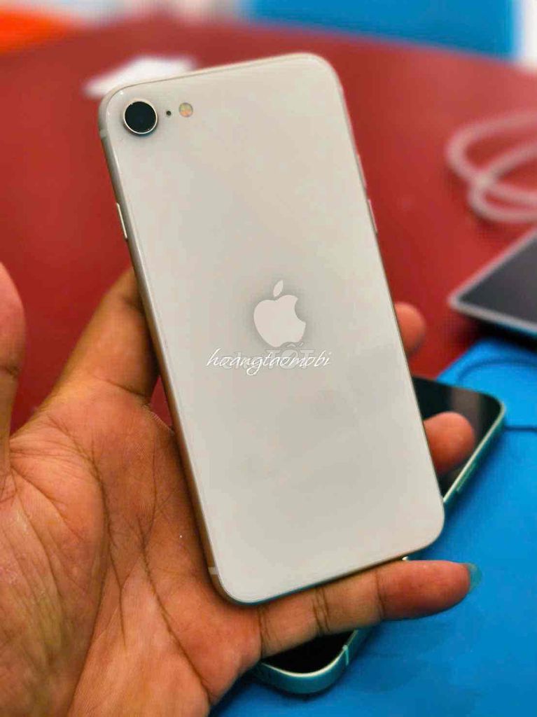 Apple iPhone SE 3 (2022) 64G Trắng 99%. Mua bán Điện thoại tại Thành phố Bến Tre Bến Tre được đăng bởi Xuân Ninh hình 1