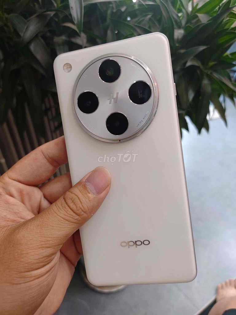Oppo Find X8 pro Chính hãng Ram 16/512GB Dimen 940. Mua bán Điện thoại tại Thành phố Buôn Ma Thuột Đắk Lắk được đăng bởi Xuân Tr hình 1