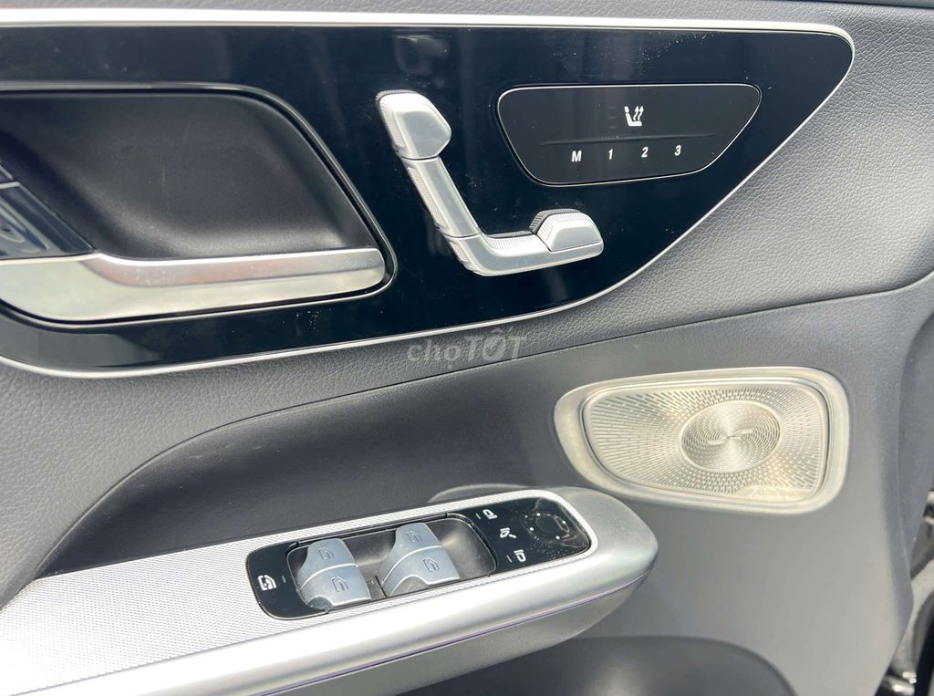 2023 300 4Matic - 5000 km. Mua bán Ô tô tại Thành phố Vũng Tàu Bà Rịa - Vũng Tàu được đăng bởi Quốc việt  hình 14