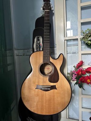 Thanh lý đàn guitar giá rẻ. Mua bán Nhạc cụ tại Thành phố Long Xuyên An Giang được đăng bởi Dương Hùng Hải