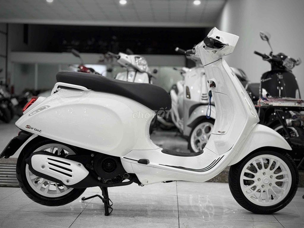 Piaggio Vespa 125 2018 Trắng. Mua bán Xe máy tại Thị xã Phú Mỹ Bà Rịa - Vũng Tàu được đăng bởi Cửa Hàng Xe Máy Phú Mỹ hình 5