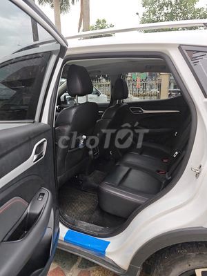 MG ZS Luxury 1.5 AT 2024 40.000 км