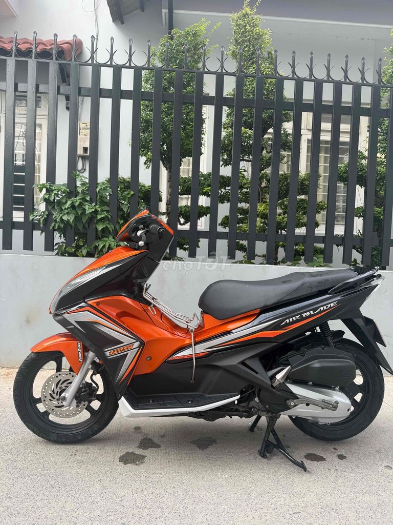 Honda Air Blade 2013 оранжево-черный