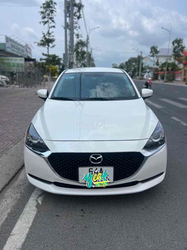 Mazda 2 2022 Deluxe - 98000 km