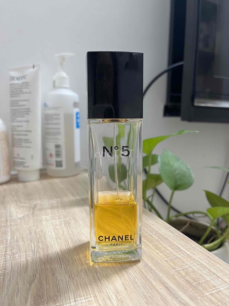 Nước hoa Chanel N°5 Nữ 100ml Đã qua sử dụng. Mua bán Nước hoa tại Quận 1 Tp Hồ Chí Minh được đăng bởi Rossie Pham hình 1