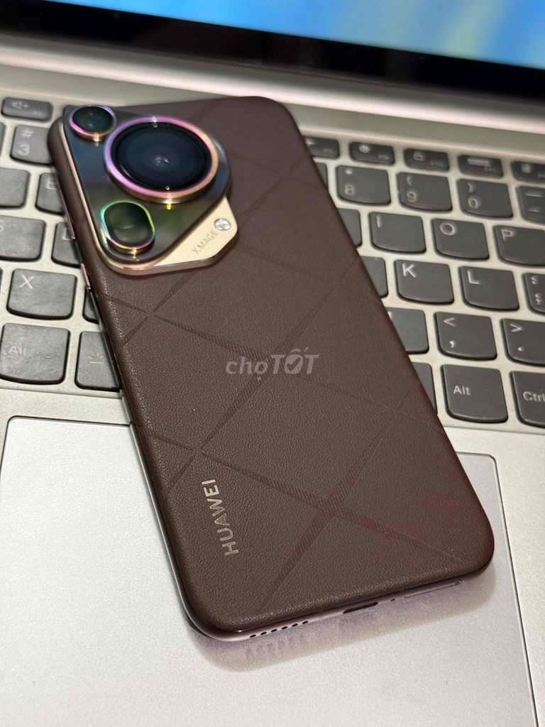 Huawei Pura 70 Ultra 16GB/512GB quốc tế zin đẹp. Mua bán Điện thoại tại Quận Bình Tân Tp Hồ Chí Minh được đăng bởi PK UY TÍN hình 1