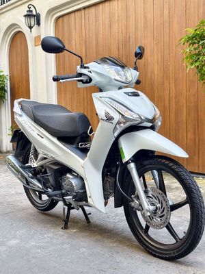 Honda Future 125 2023 Trắng 7777 km. Mua bán Xe máy tại Quận 11 Tp Hồ Chí Minh được đăng bởi Khoa