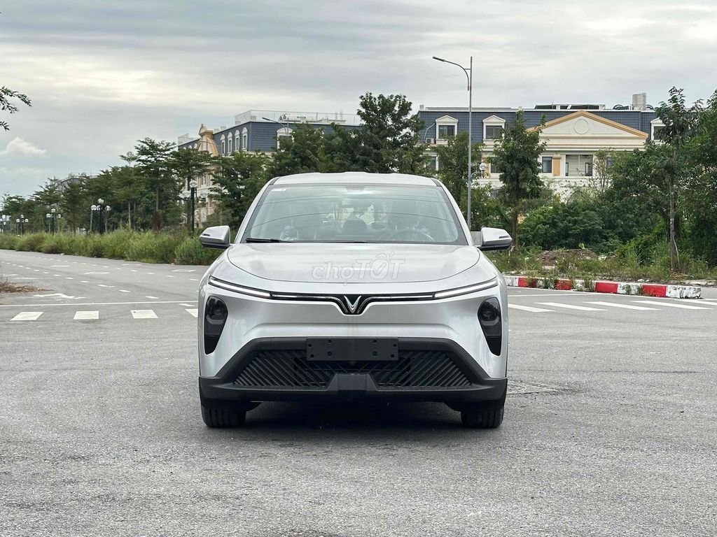 VinFast Limo Green Bạc. Mua bán Ô tô tại Quận Nam Từ Liêm Hà Nội được đăng bởi Trung Kiên hình 2