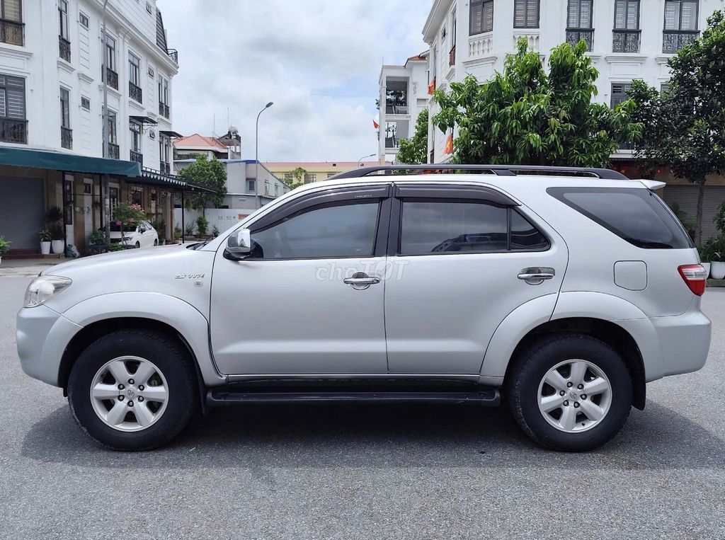 Toyota Fortuner 2.7 V 2011 - 315 Triệu. Mua bán Ô tô tại Thành phố Chí Linh Hải Dương được đăng bởi anh đức hình 9