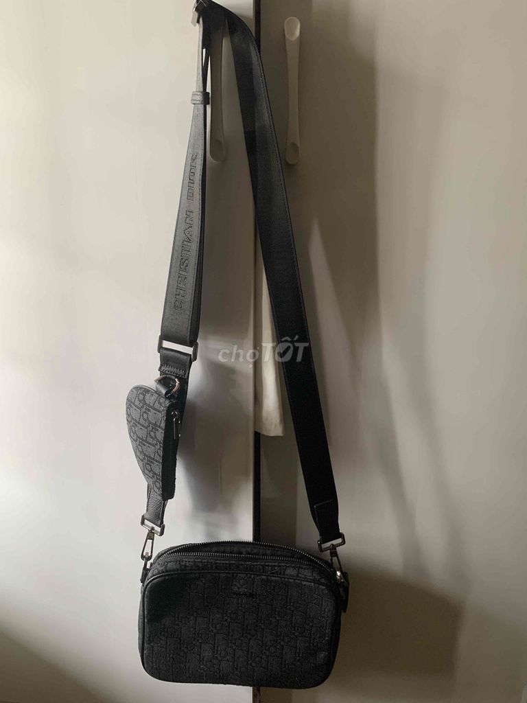 Túi đeo chéo Dior Nam Đen Cao cấp. Mua bán Túi xách tại Huyện Thanh Trì Hà Nội được đăng bởi ngô thị phương hình 1