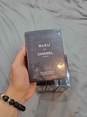 Cần bán gấp 4 chai nước hoa Bleu De Chanel 100ml