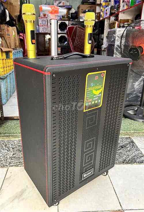 Loa kéo 4 tấc Bass 40- 3 đường tiếng và 2 micro. Mua bán Tivi, Âm thanh tại Quận 8 Tp Hồ Chí Minh được đăng bởi Thế giới  Loa karaoke xách tay giá rẽ hình 1