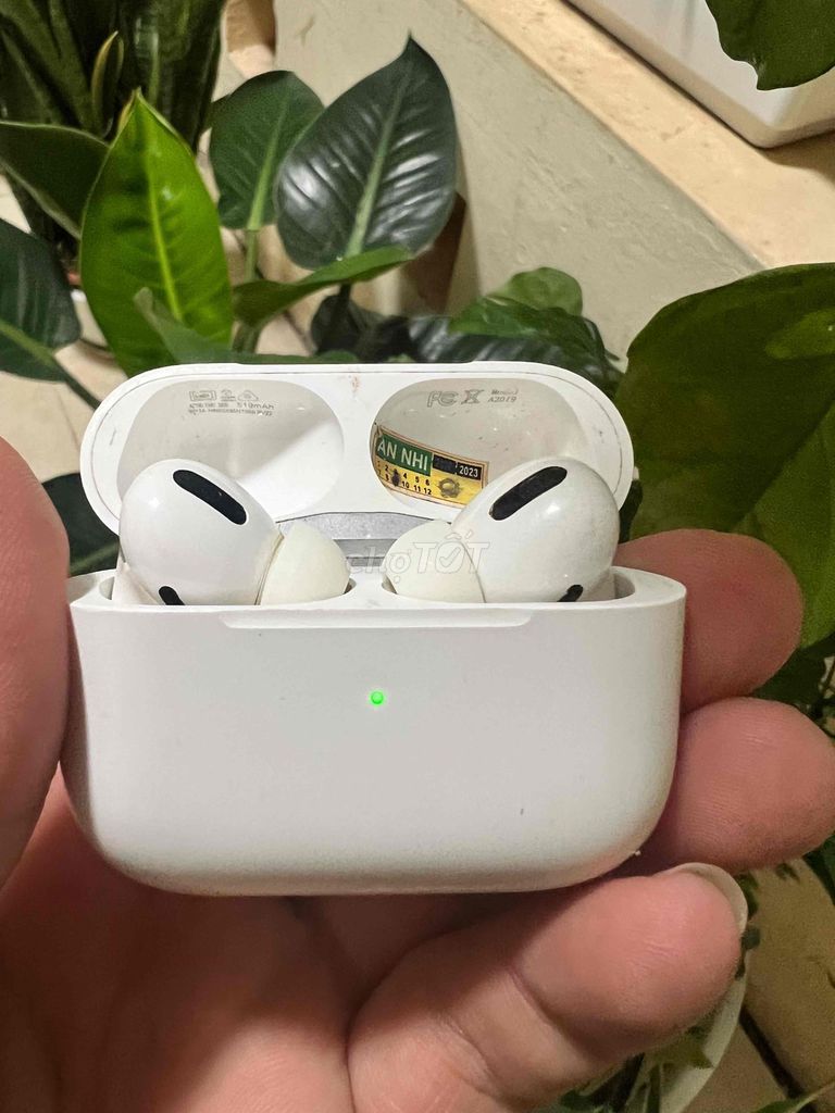 Tai nghe Apple AirPods Pro Trắng. Mua bán Tivi, Âm thanh tại Quận Ba Đình Hà Nội được đăng bởi Đoàn Lương hình 1