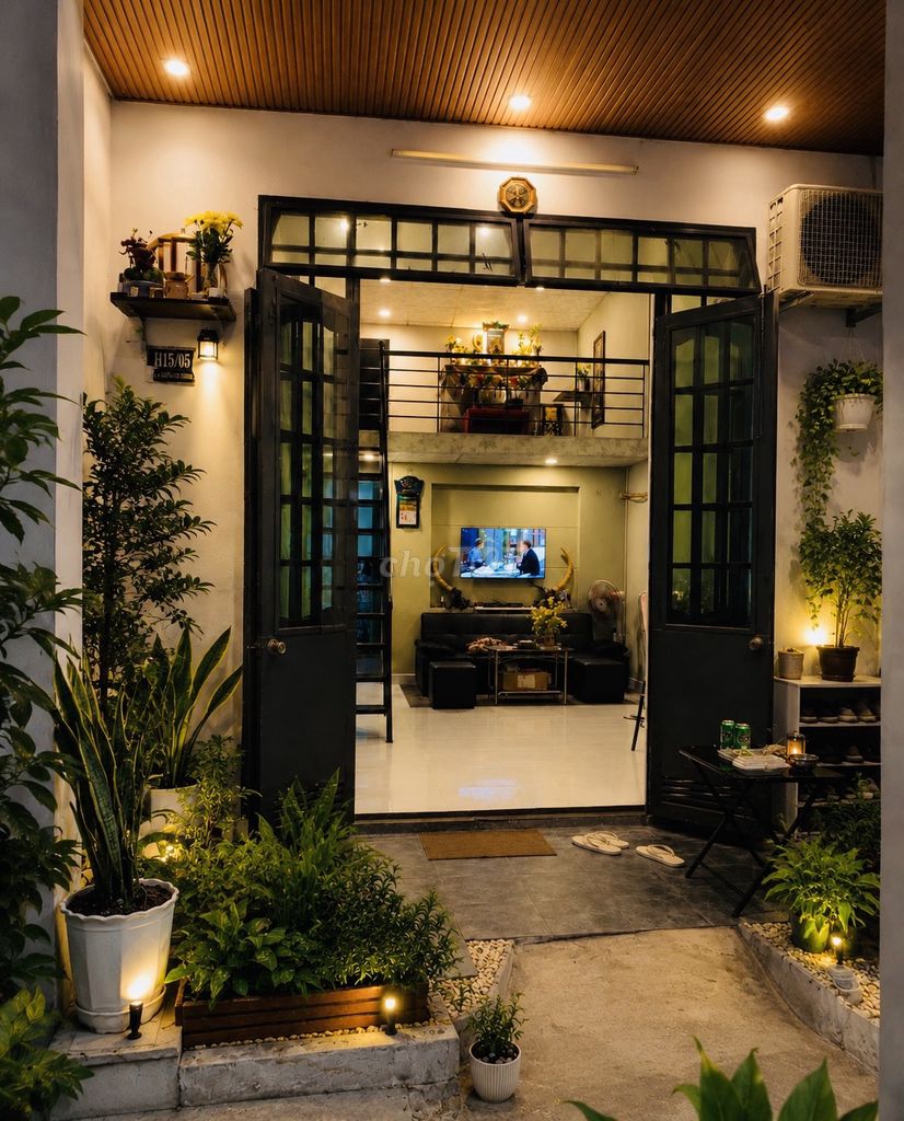 CHÍNH CHỦ BÁN GẤP NHÀ CẤP 4 TRUNG TÂM