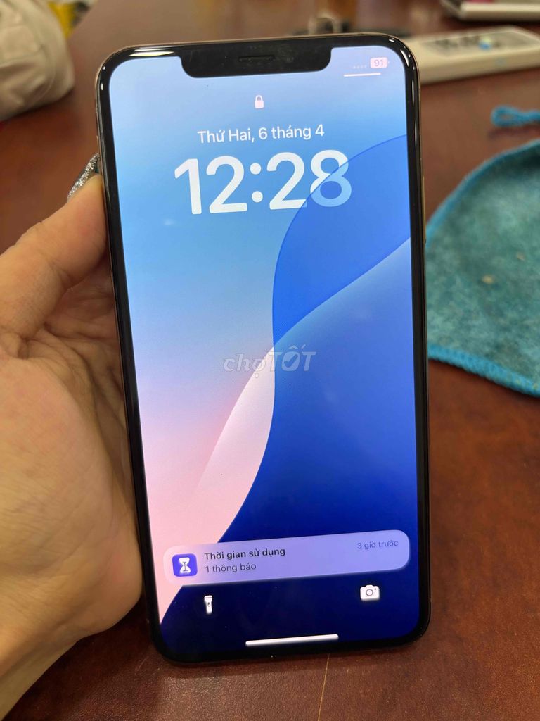 Apple iPhone XS Max 256GB Vàng Đã sử dụng. Mua bán Điện thoại tại Quận 10 Tp Hồ Chí Minh được đăng bởi Nguyễn Thị Mỹ An hình 1