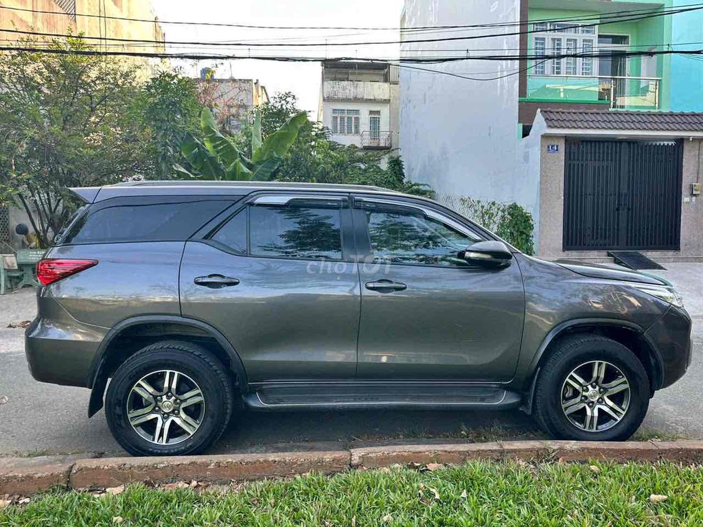 Cho thuê xe Toyota Fortuner cuối 2017 – có tài x. Mua bán Ô tô tại Quận 3 Tp Hồ Chí Minh được đăng bởi Ms Thảo hình 3