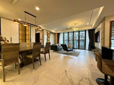 Аренда · 3 комн. · 90 м² · Quận Tân Bình, ул. Hồng Hà