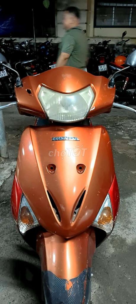 Honda Vision 2007, желтый