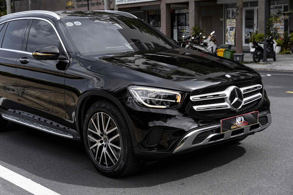 GLC200 4MATIC 2023 màu đen cá nhân 1 chủ siêu đẹp. Mua bán Ô tô tại Quận 7 Tp Hồ Chí Minh được đăng bởi Dương Phương hình 9