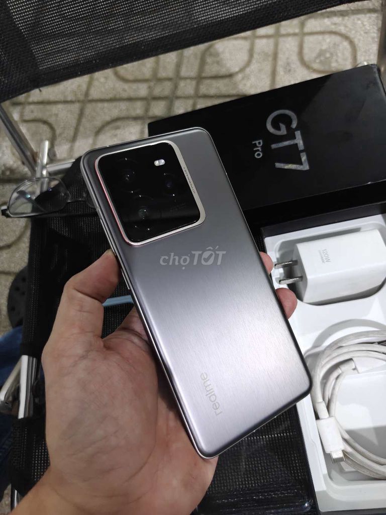 Realme GT 7 Pro 5G 256GB fullbox pin 96. Mua bán Điện thoại tại Thành phố Thủ Đức Tp Hồ Chí Minh được đăng bởi LuckyNK hình 1