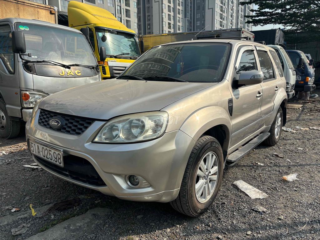 Ford Escape 5 chỗ 2010 EV65 97000 km số tự động. Mua bán Ô tô tại Huyện Bình Chánh Tp Hồ Chí Minh được đăng bởi Vi hình 1