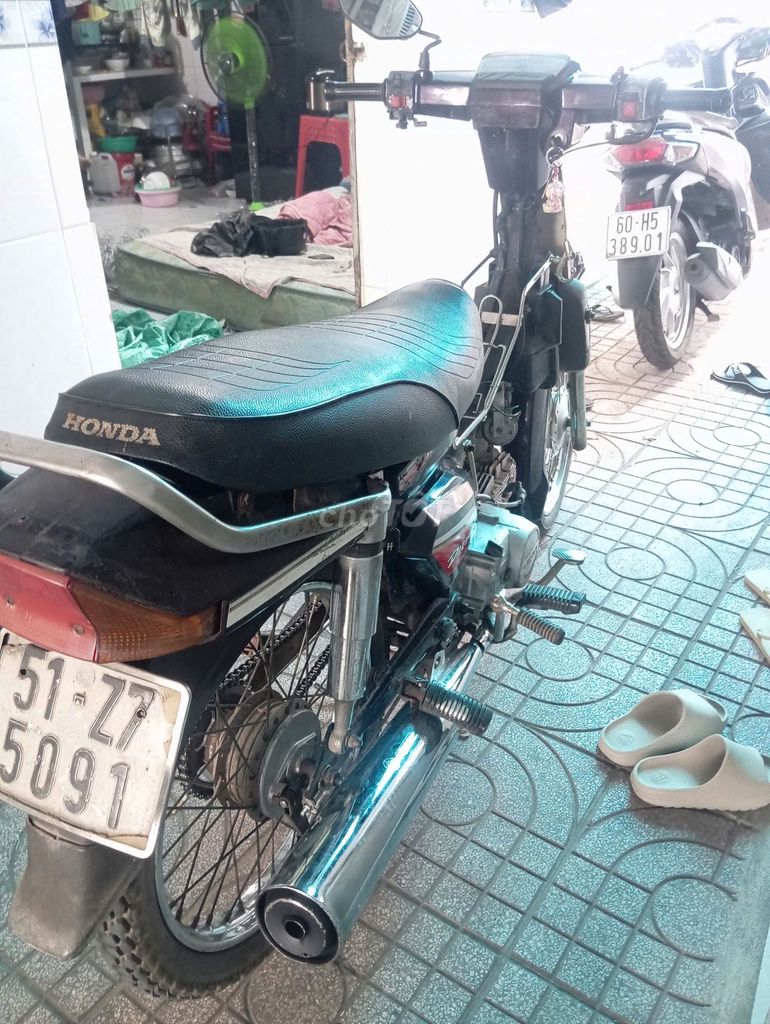 Honda Dream II màu Đen. Mua bán Xe máy tại Thành phố Thủ Dầu Một Bình Dương được đăng bởi Hồ Quân Nhân hình 9