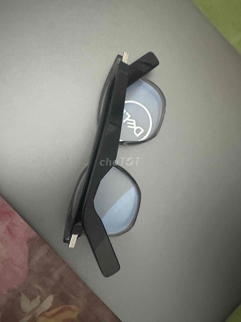 kính tai nghe Bluetooth như ảnh pin trâu