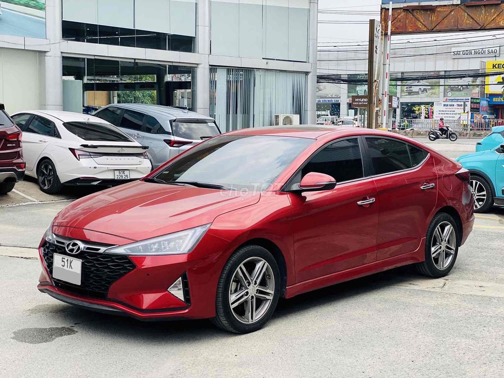 Hyundai Elantra 2021 1.6 AT Sport - 27000 km