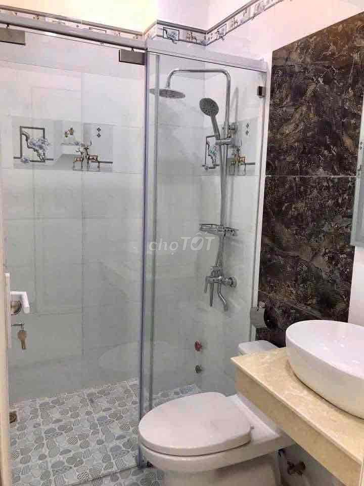 Chủ kí gửi bán gấp nhà đẹp Thoại Ngọc Hầu,Tân Phú,51m2, giá 3 tỉ 580. Mua bán nhà ở tại Quận Tân Phú Tp Hồ Chí Minh được đăng bởi Hoàng Phước Dũng hình 5