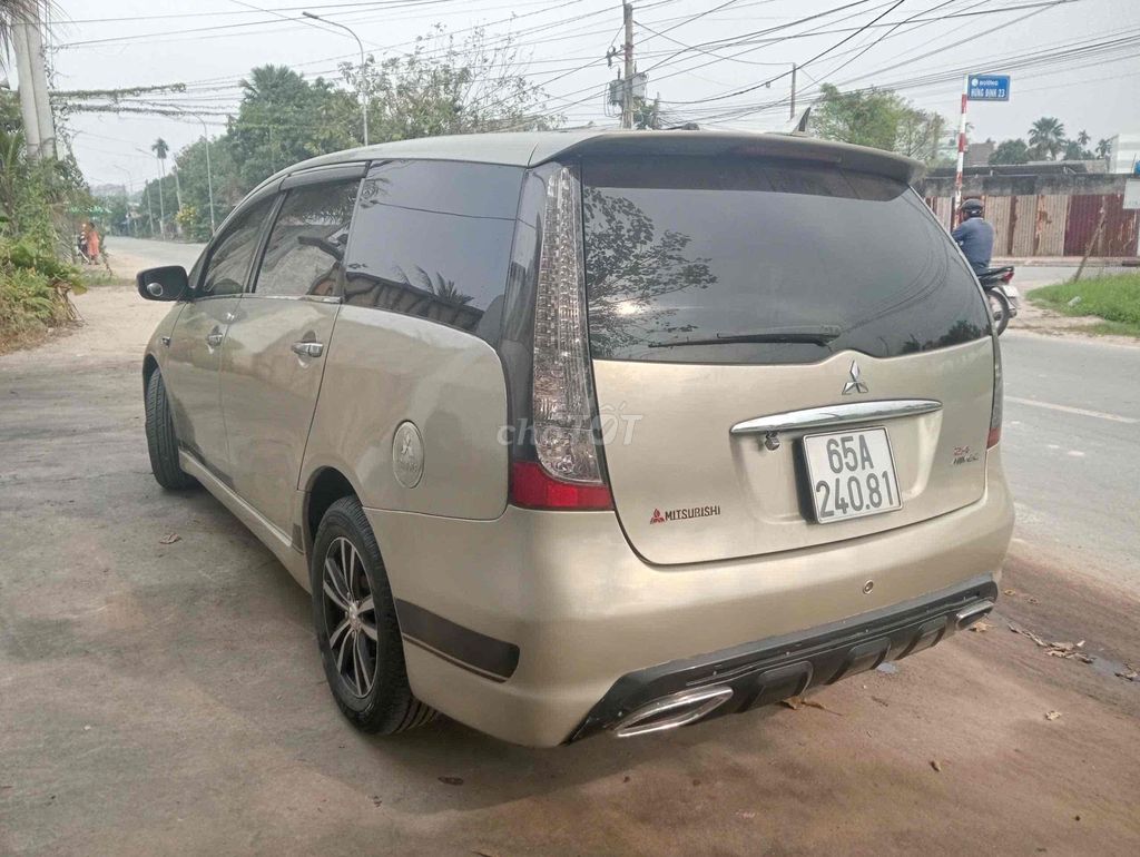 Mitsubishi Grandis 2005 7 chỗ gd ngon giá rẻ. Mua bán Ô tô tại Thành phố Thuận An Bình Dương được đăng bởi Kim Nam Auto Tom  hình 2