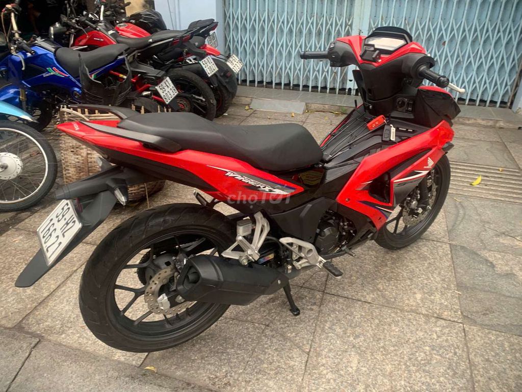 Honda winner v3 2022 mới 90% Bstp chính chủ. Mua bán Xe máy tại Quận Tân Phú Tp Hồ Chí Minh được đăng bởi Tuanduy hình 4